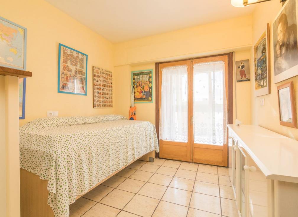 Segunda mano - Apartamento - Arenales del Sol