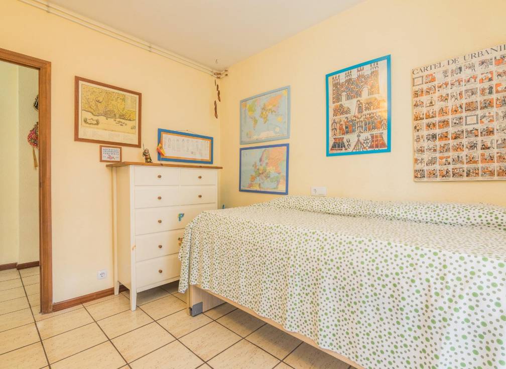 Segunda mano - Apartamento - Arenales del Sol