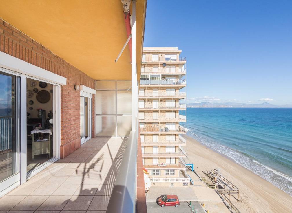 Segunda mano - Apartamento - Arenales del Sol