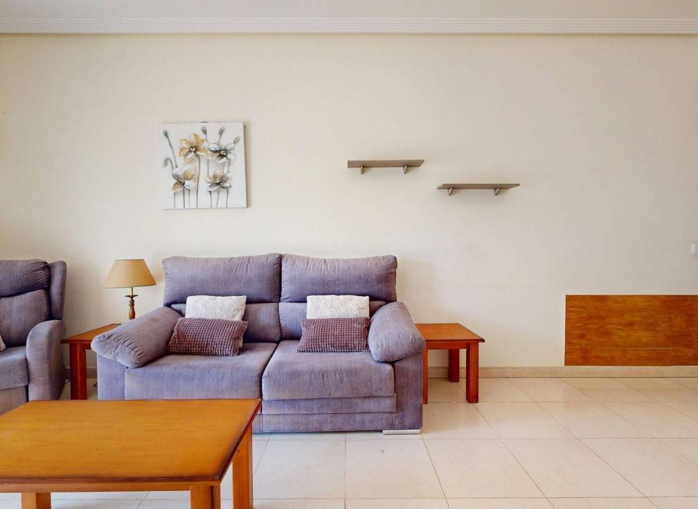 Segunda mano - Apartamento - Arenales del Sol