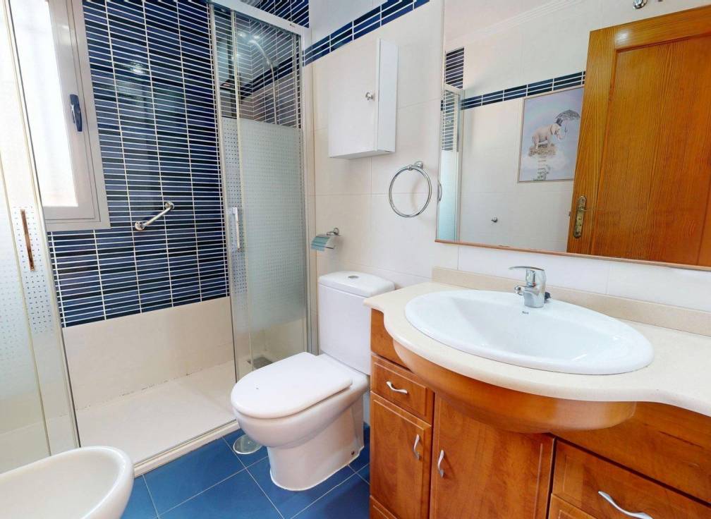 Segunda mano - Apartamento - Arenales del Sol
