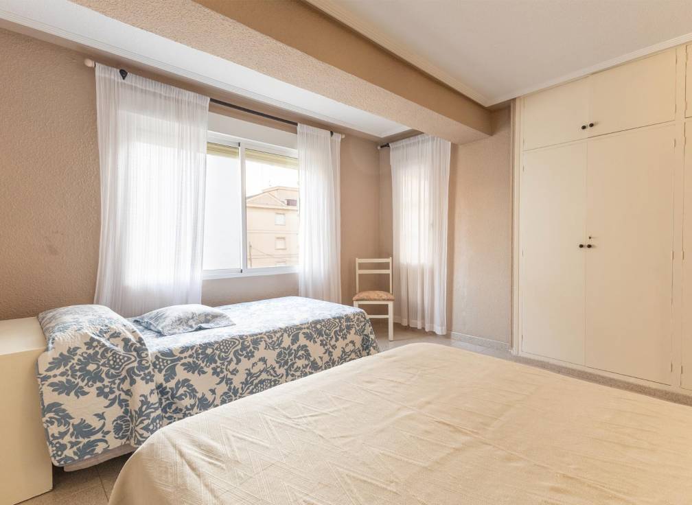 Segunda mano - Apartamento - Santa Pola - Santiago bernabeu