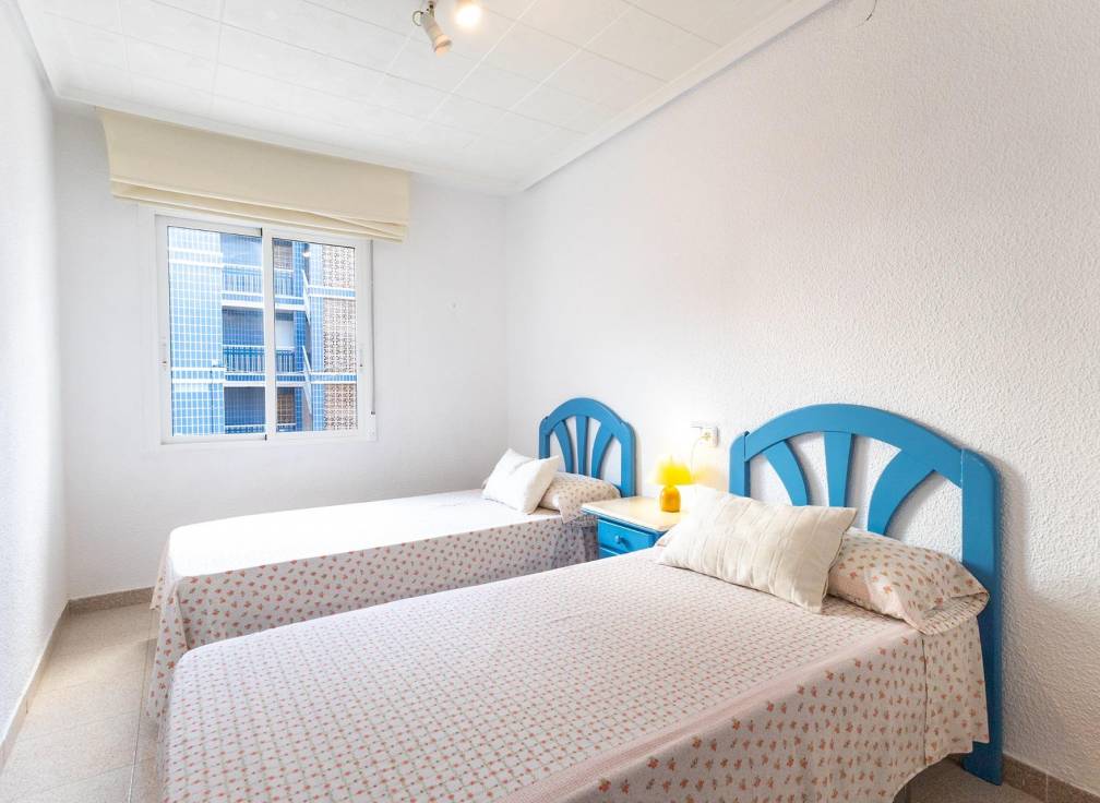 Segunda mano - Apartamento - Santa Pola - Santiago bernabeu