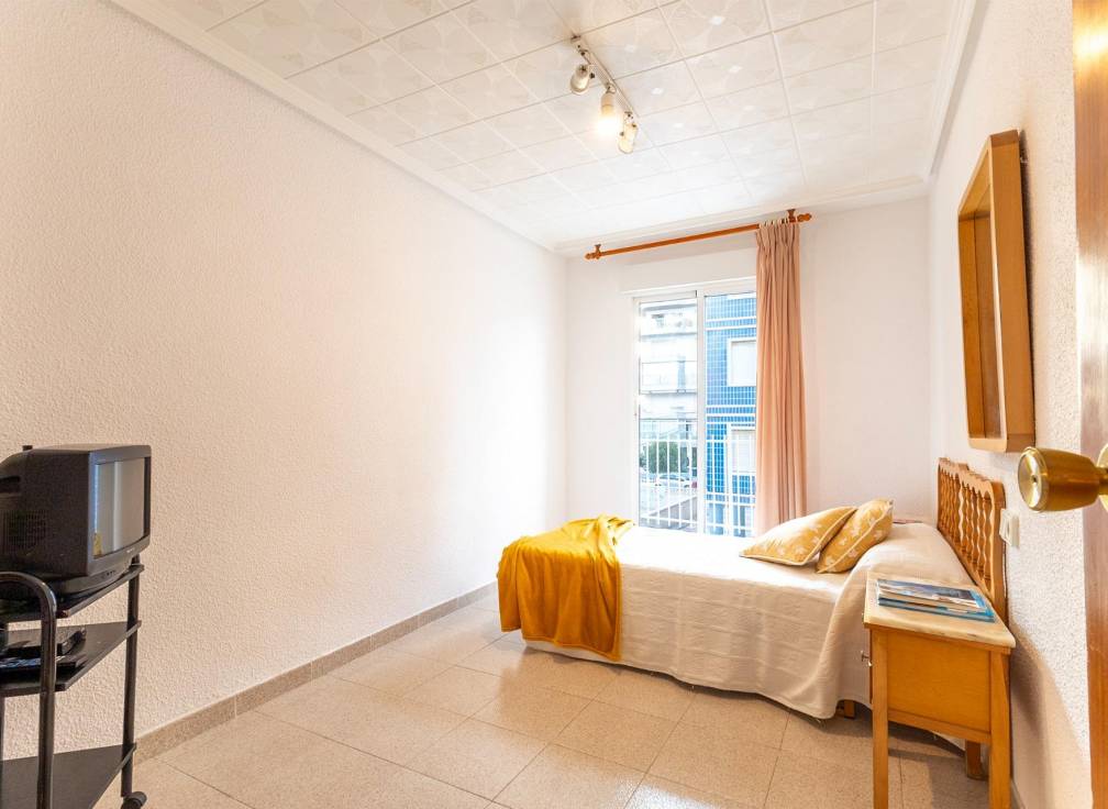 Segunda mano - Apartamento - Santa Pola - Santiago bernabeu