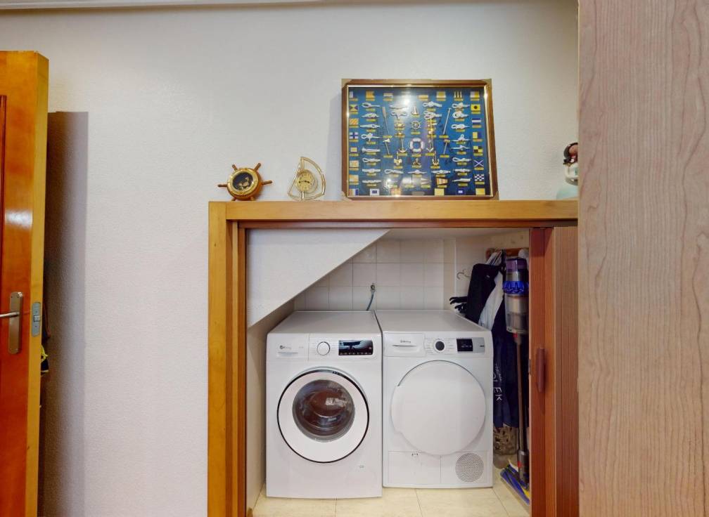 Segunda mano - Apartamento - Santa Pola - Santiago bernabeu