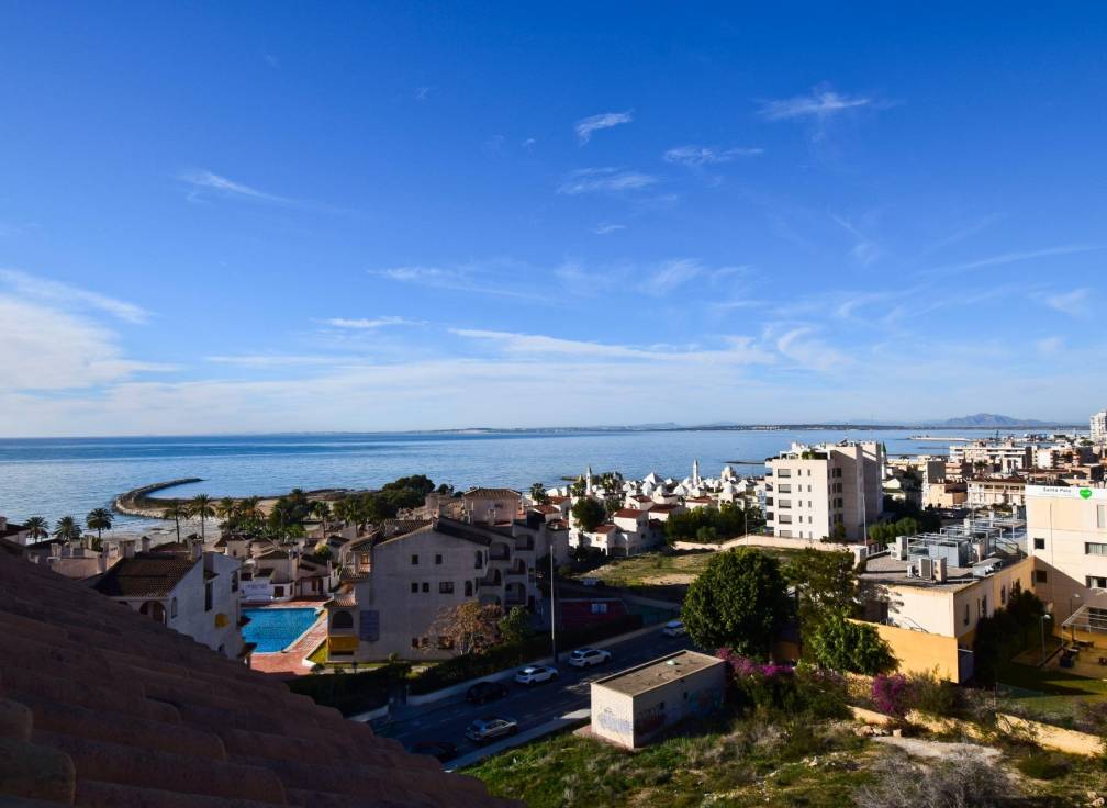Segunda mano - Ático Dúplex - Santa Pola - Santiago bernabeu