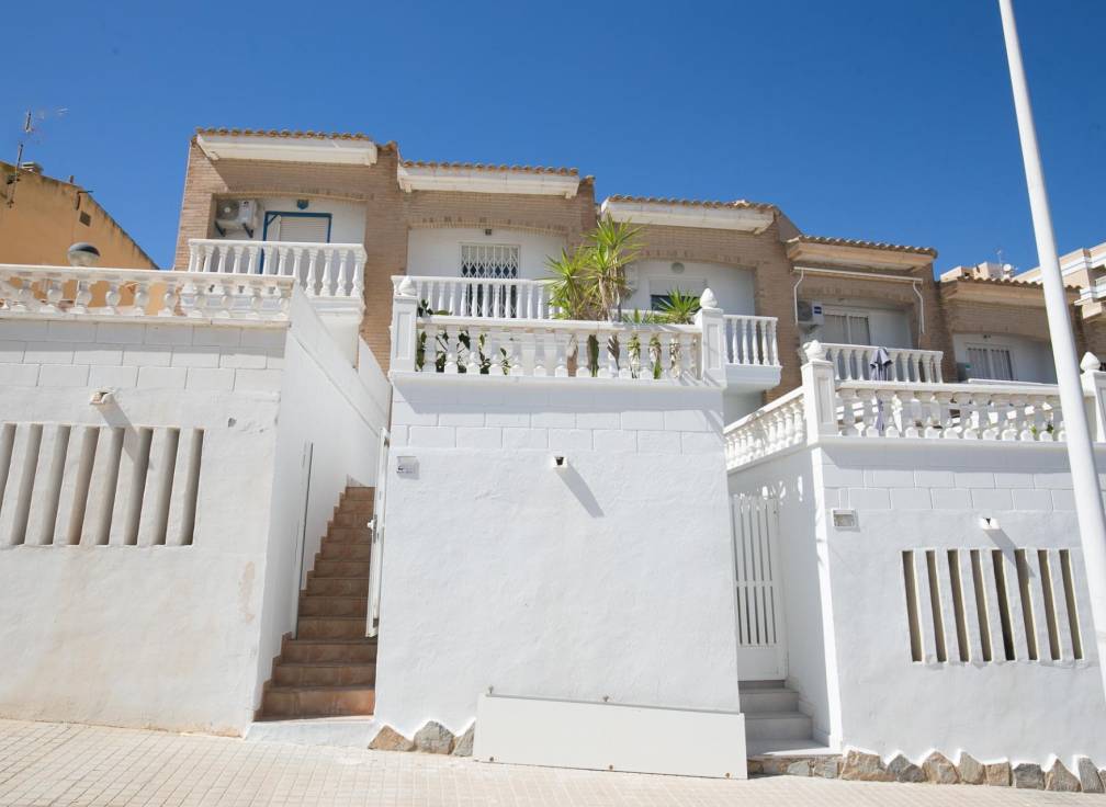 Segunda mano - Bungalow - Arenales del Sol - Tercera linea playa