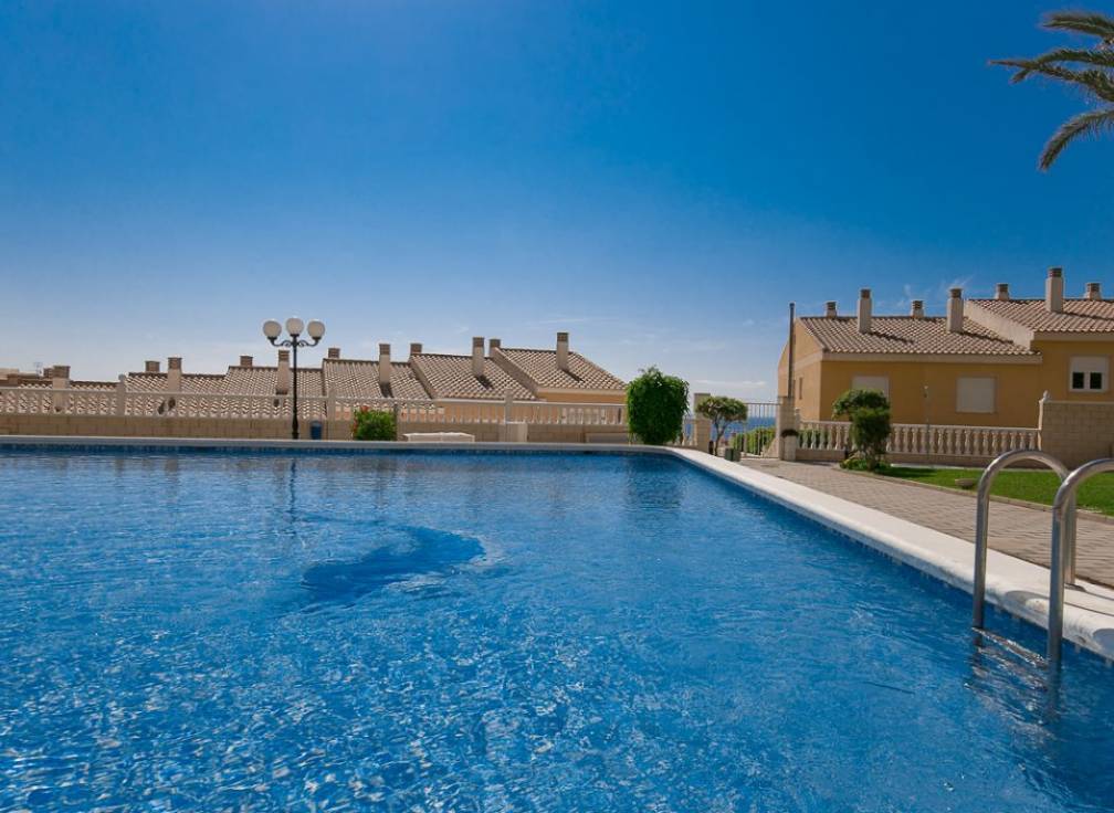 Segunda mano - Bungalow - Arenales del Sol - Tercera linea playa