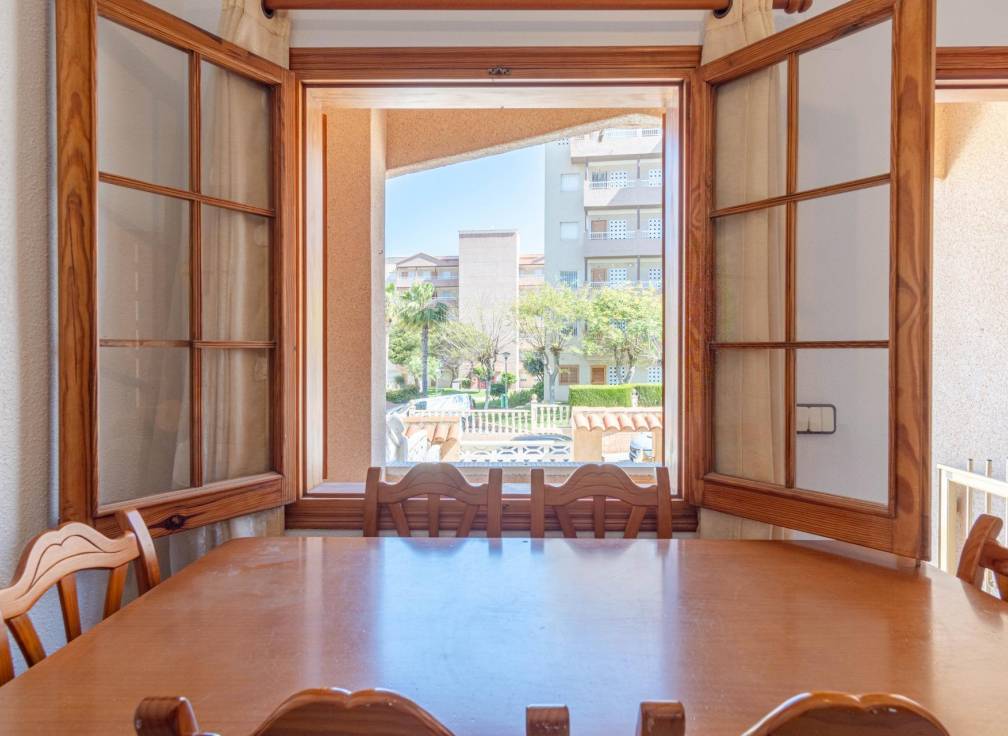 Segunda mano - Bungalow - Arenales del Sol - Zona paseo maritimo