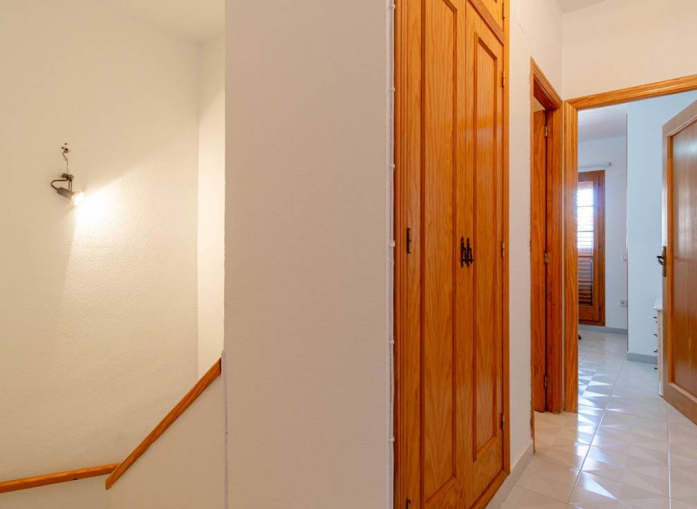 Segunda mano - Bungalow - Arenales del Sol - Zona paseo maritimo