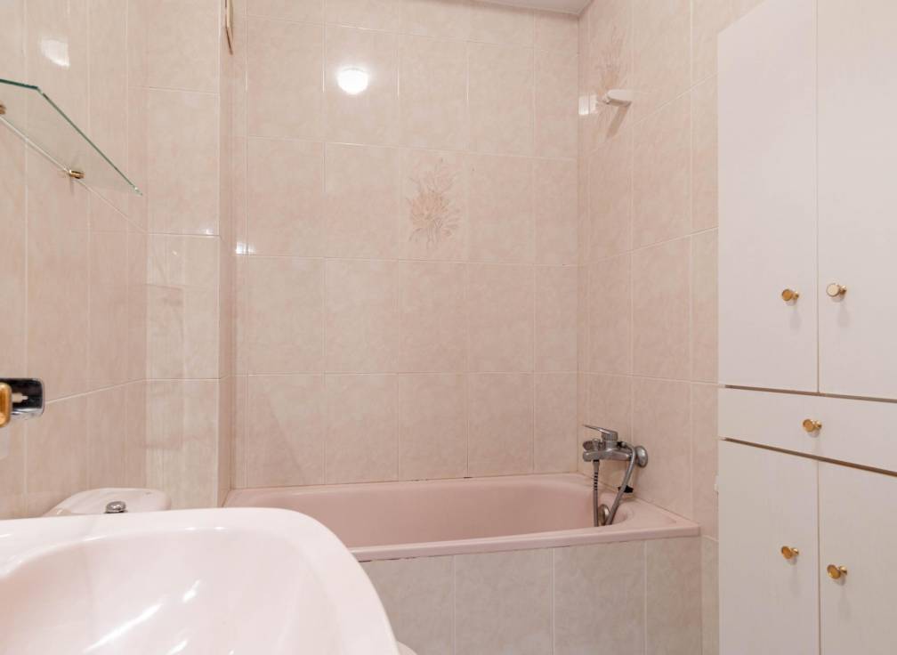 Segunda mano - Bungalow - Arenales del Sol - Zona paseo maritimo