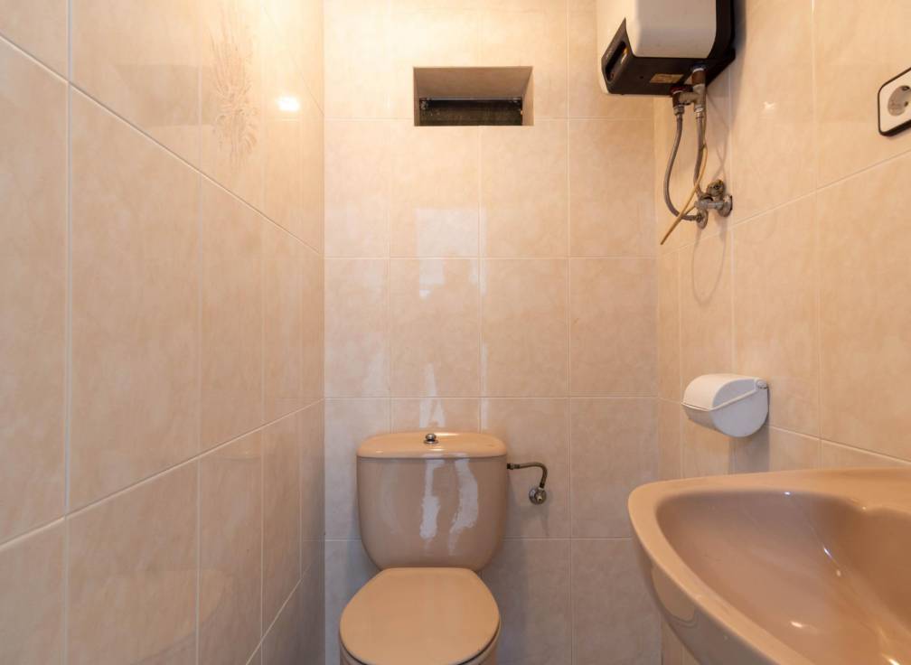 Segunda mano - Bungalow - Arenales del Sol - Zona paseo maritimo