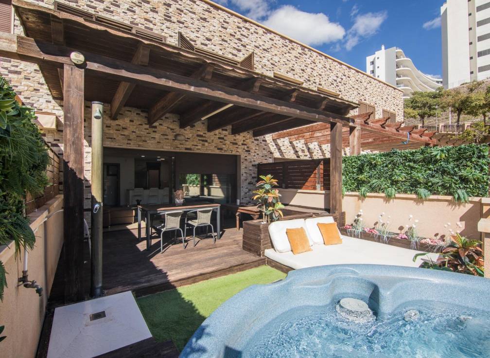 Segunda mano - Bungalow - Arenales del Sol