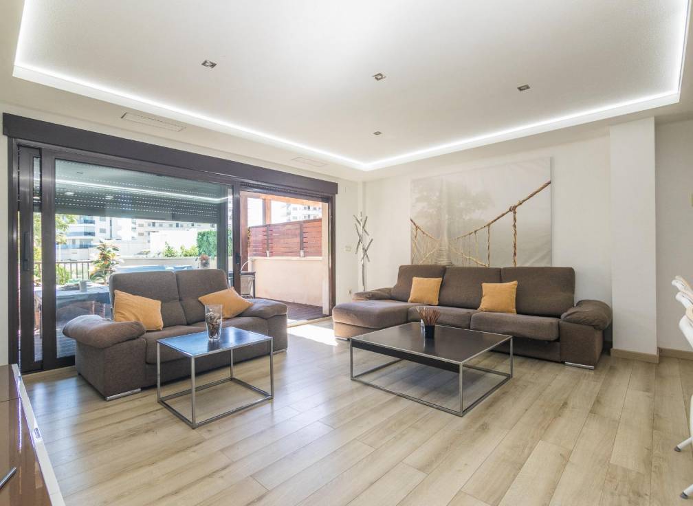 Segunda mano - Bungalow - Arenales del Sol