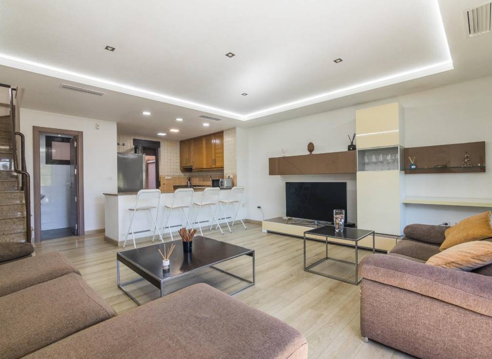 Segunda mano - Bungalow - Arenales del Sol