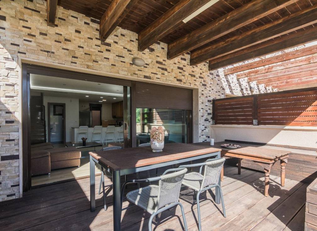 Segunda mano - Bungalow - Arenales del Sol