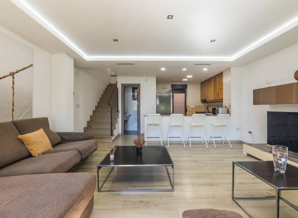 Segunda mano - Bungalow - Arenales del Sol