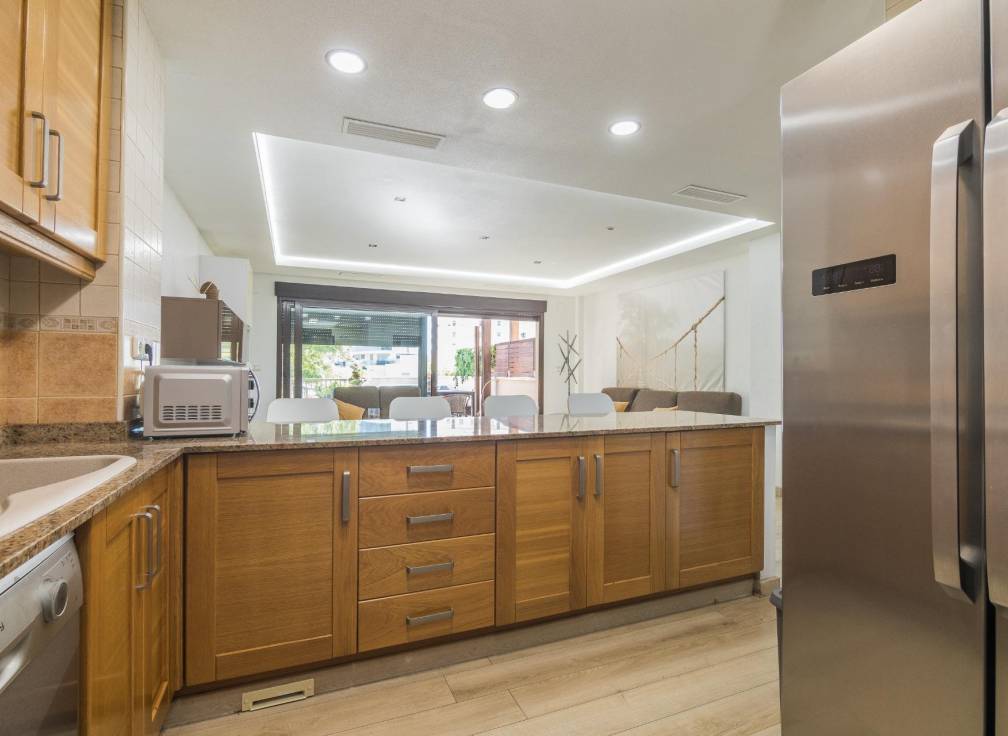 Segunda mano - Bungalow - Arenales del Sol