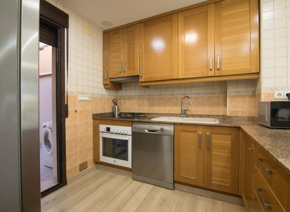 Segunda mano - Bungalow - Arenales del Sol