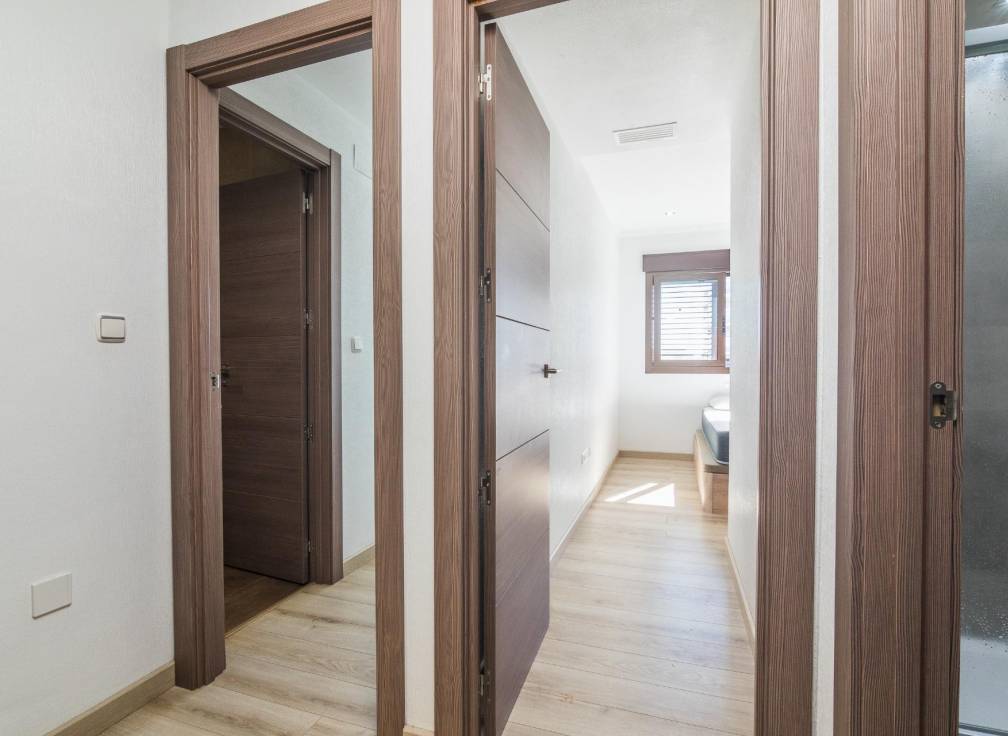 Segunda mano - Bungalow - Arenales del Sol