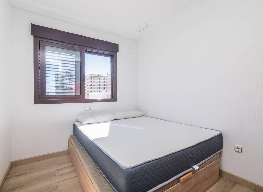 Segunda mano - Bungalow - Arenales del Sol