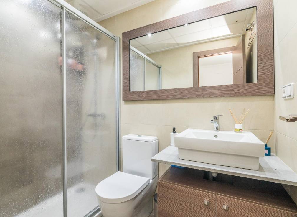 Segunda mano - Bungalow - Arenales del Sol