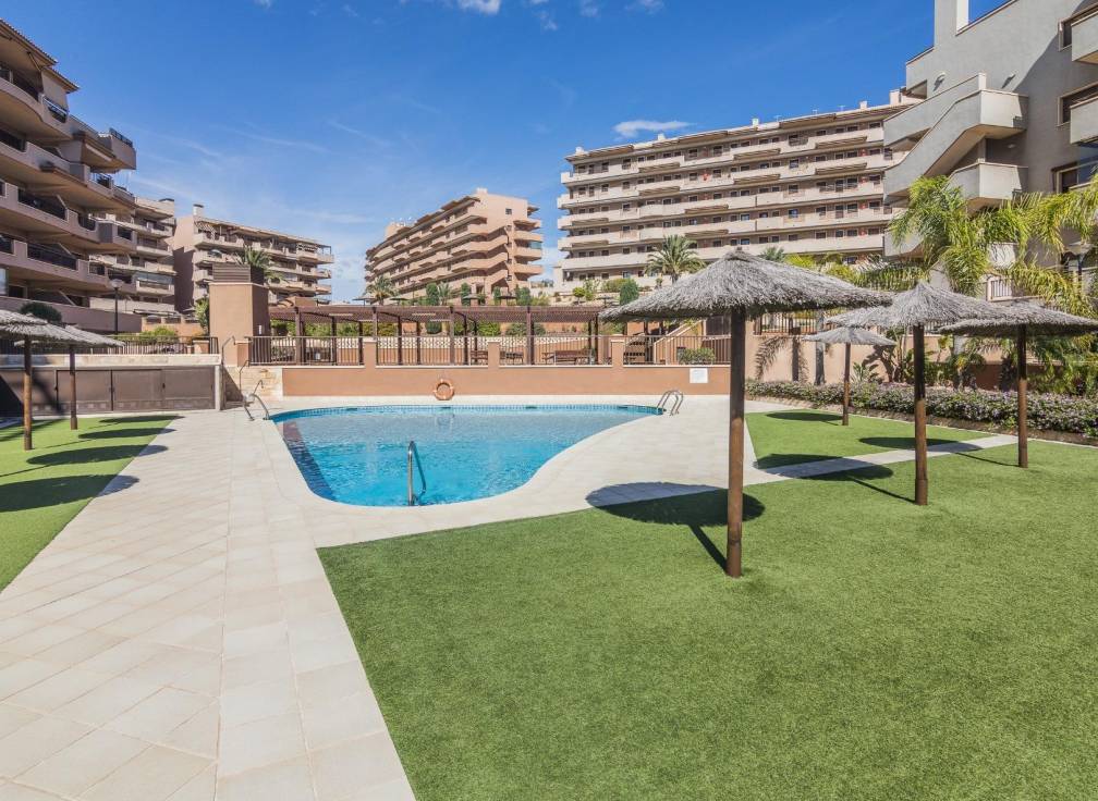 Segunda mano - Bungalow - Arenales del Sol