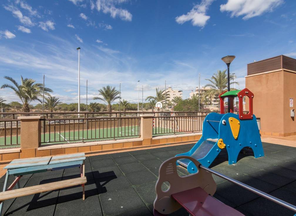 Segunda mano - Bungalow - Arenales del Sol