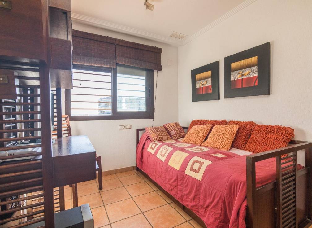 Segunda mano - Bungalow - Arenales del Sol