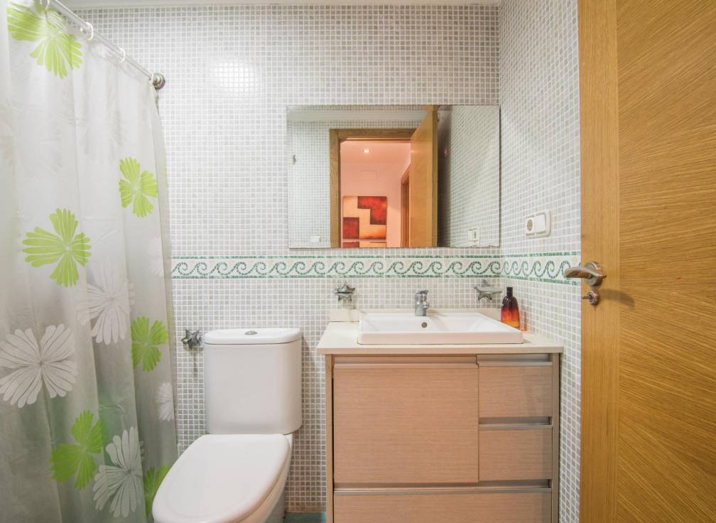 Segunda mano - Bungalow - Arenales del Sol