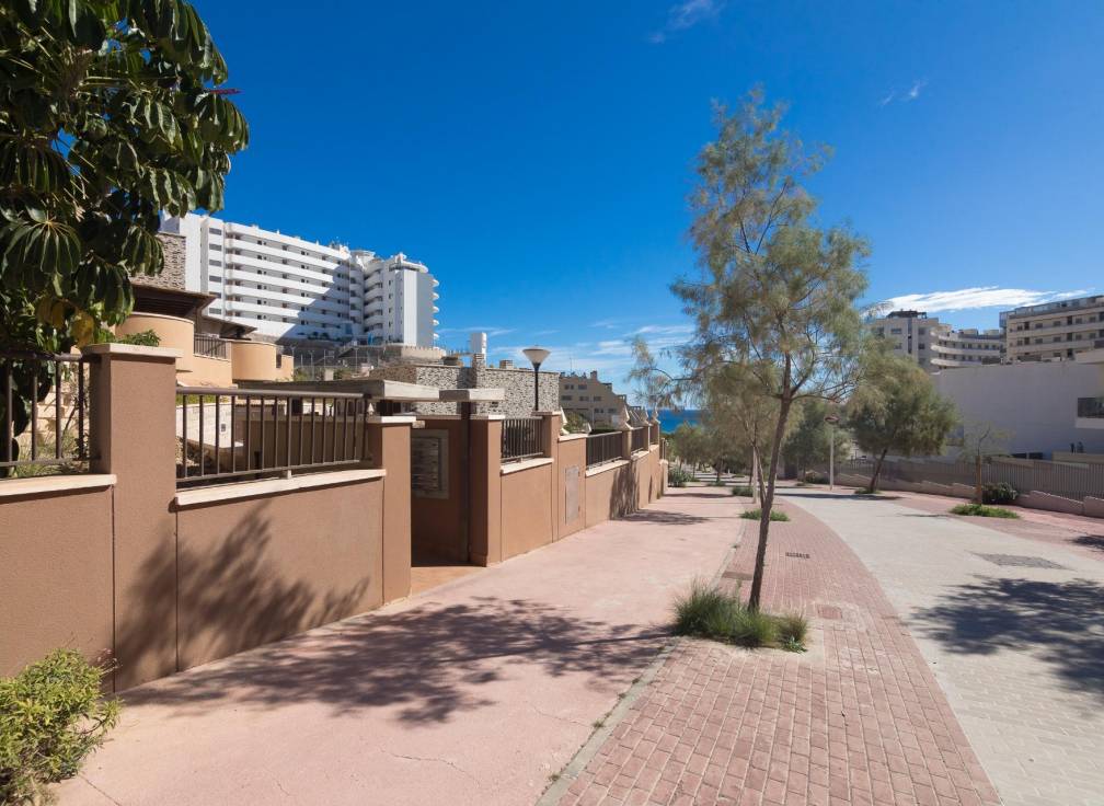 Segunda mano - Bungalow - Arenales del Sol