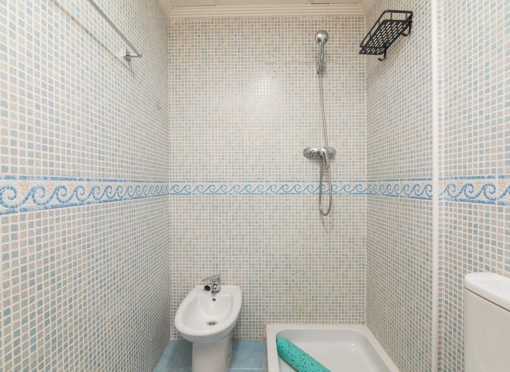 Segunda mano - Bungalow - Arenales del Sol