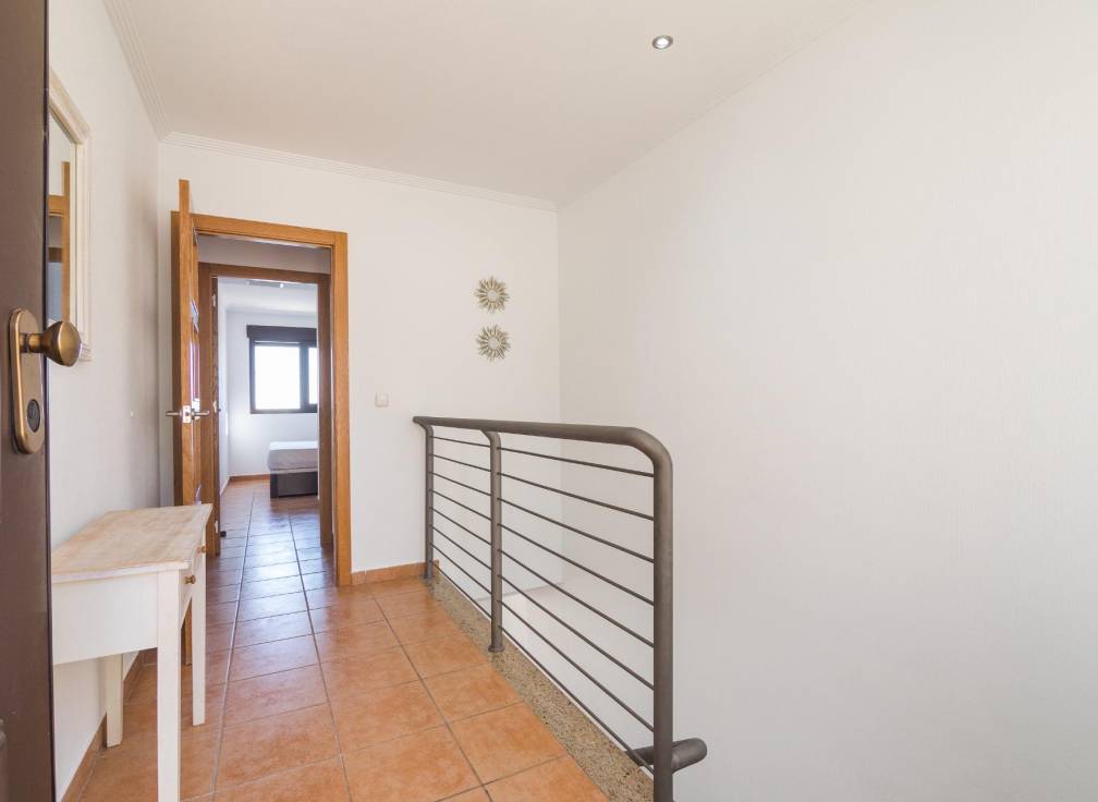 Segunda mano - Bungalow - Arenales del Sol