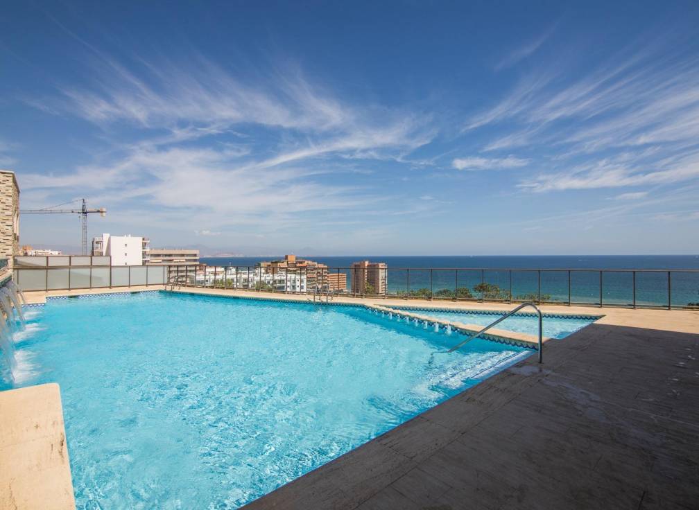 Segunda mano - Bungalow - Arenales del Sol