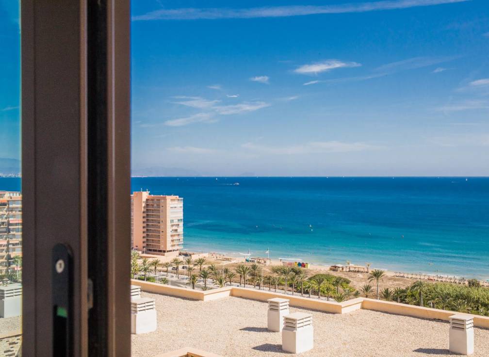 Segunda mano - Bungalow - Arenales del Sol