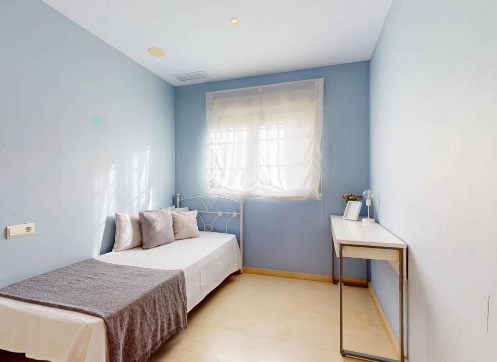 Segunda mano - Bungalow - Elche - Campo de Fútbol