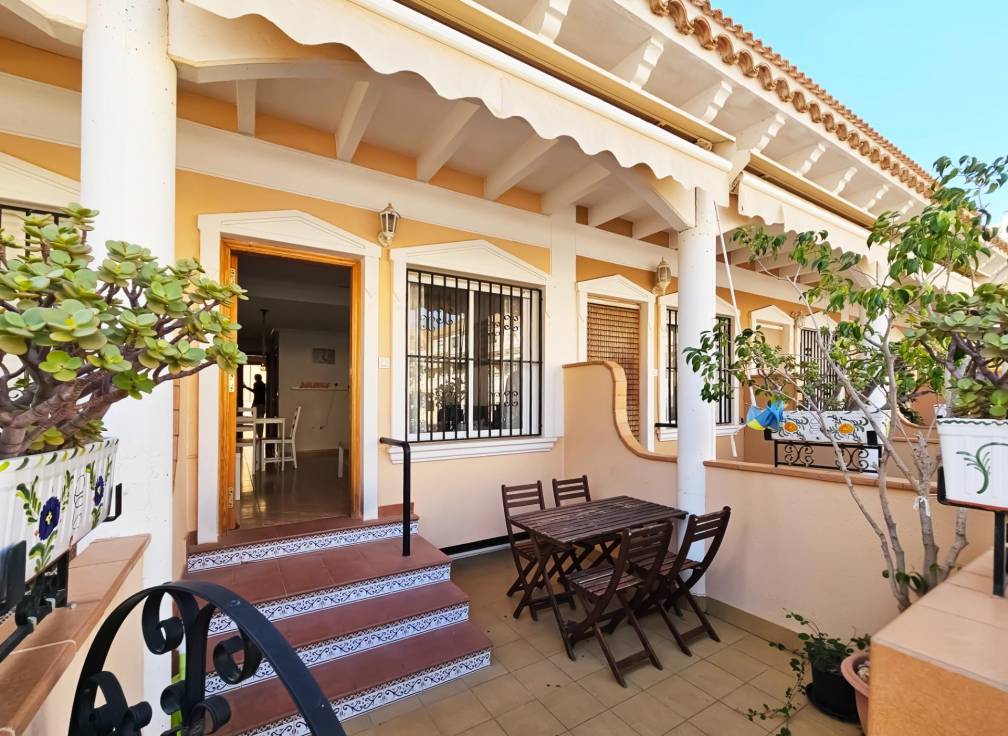 Segunda mano - Bungalow - Santa Pola - Santiago bernabeu