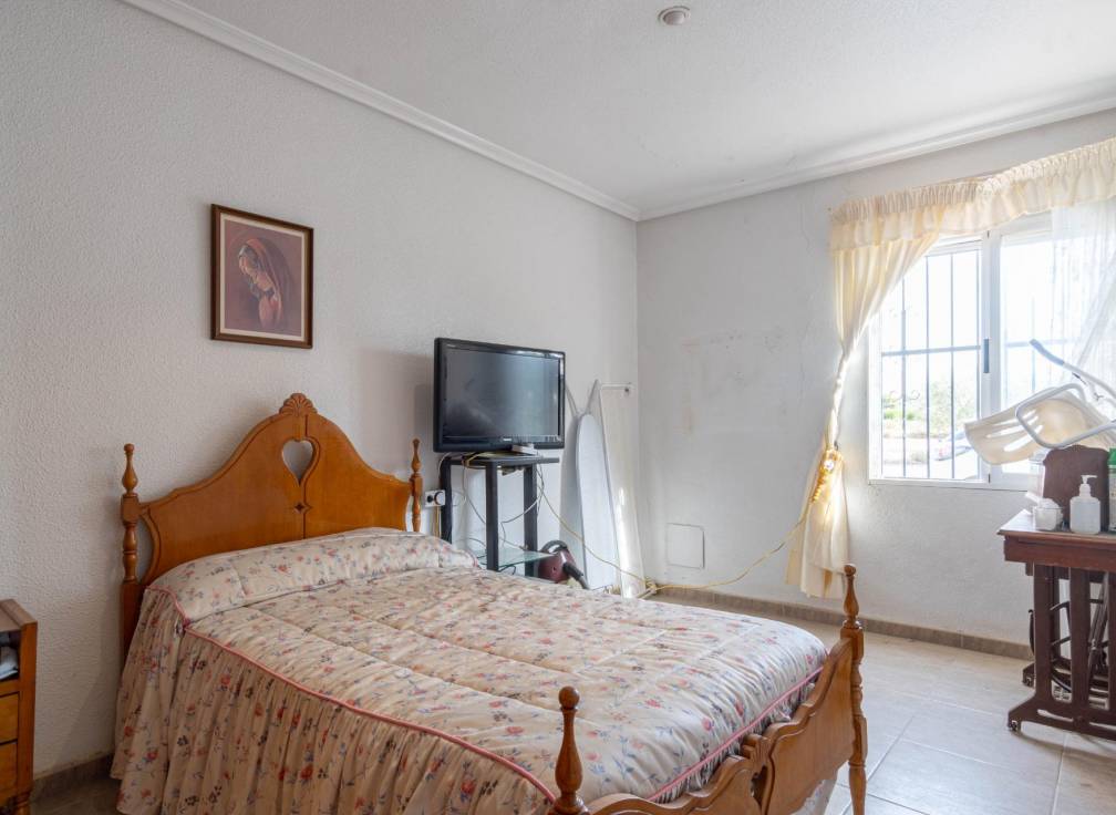 Segunda mano - Casa con terreno - Elche Pedanías - Jubalcoi-Saladas