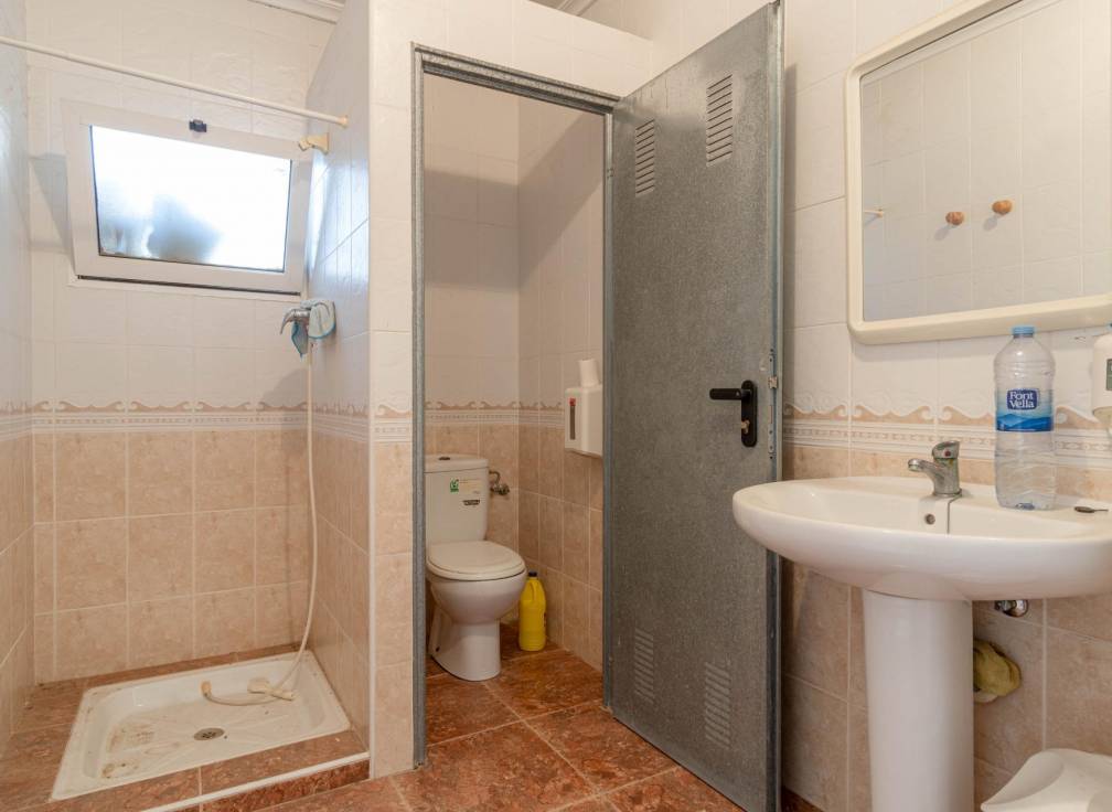 Segunda mano - Casa con terreno - Elche Pedanías - Jubalcoi-Saladas