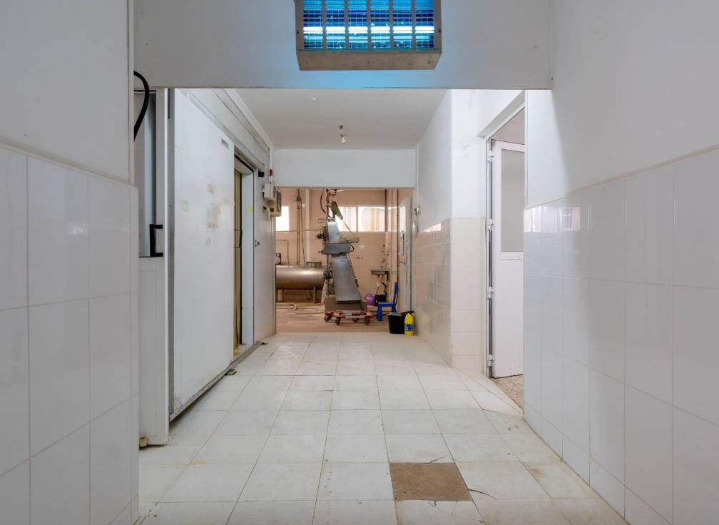 Segunda mano - Casa con terreno - Elche Pedanías - Jubalcoi-Saladas