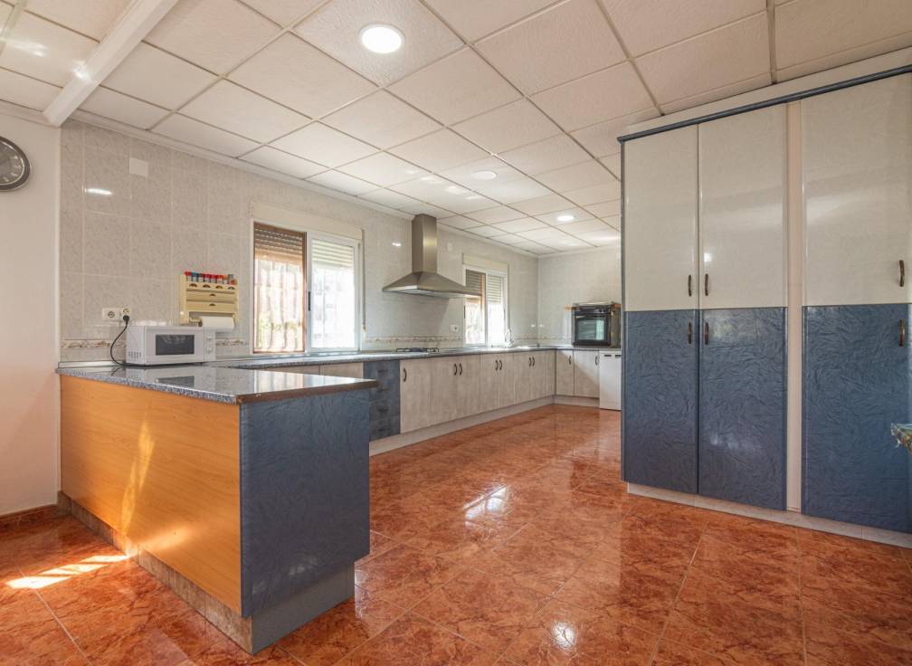 Segunda mano - Casa de campo - Elche - Carrus
