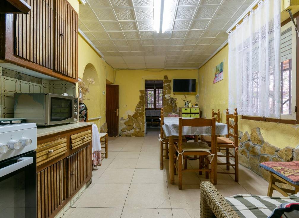 Segunda mano - Casa de campo - La hoya