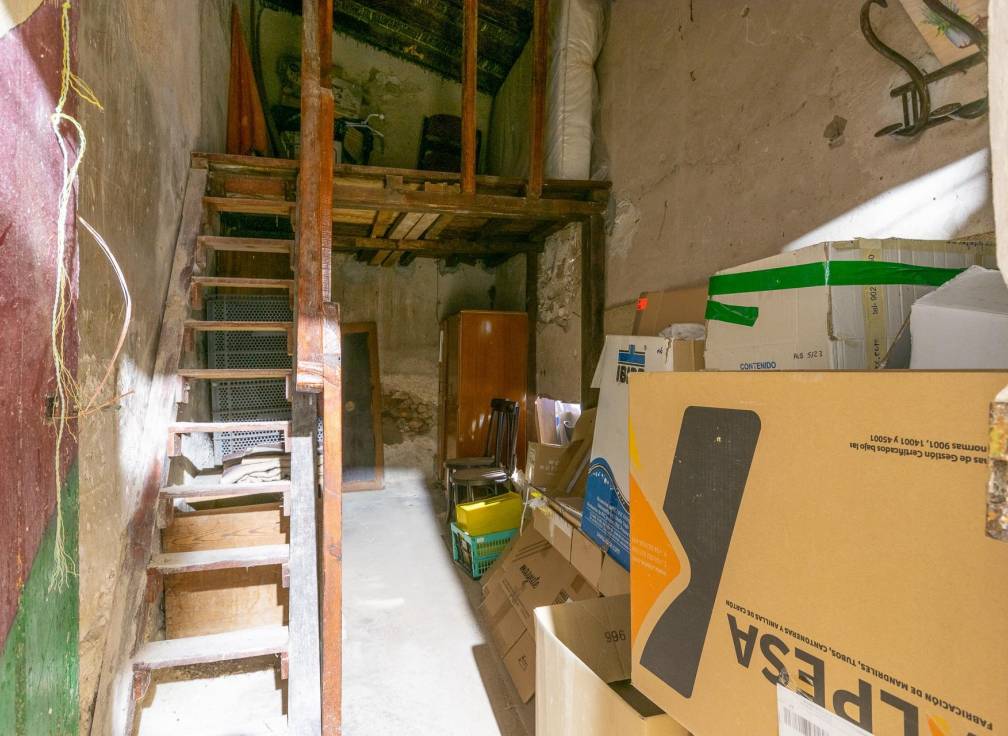 Segunda mano - Casa de campo - La hoya