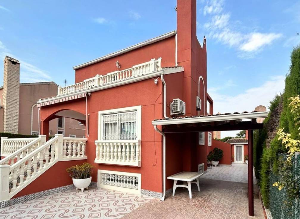 Segunda mano - Casa - Elche Pedanías - Valverde