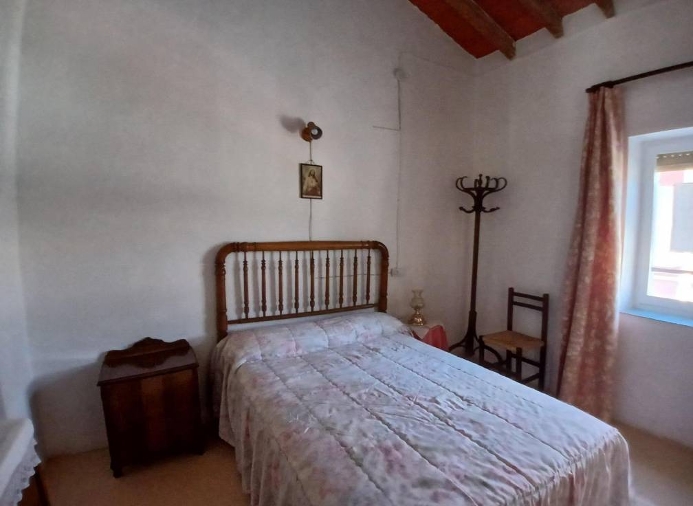 Segunda mano - Chalet - Algueña - ALGUEÑA ALICANTE ESPAÑA