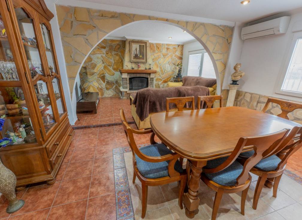 Segunda mano - Chalet - Crevillent - DERRAMADOR
