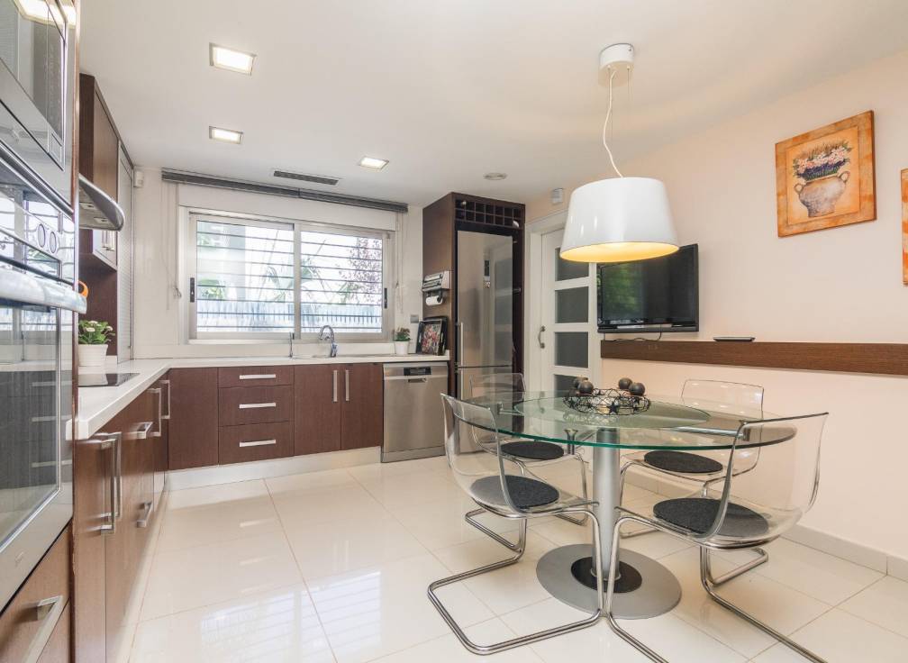 Segunda mano - Chalet - Elche - Ciudad Jardin