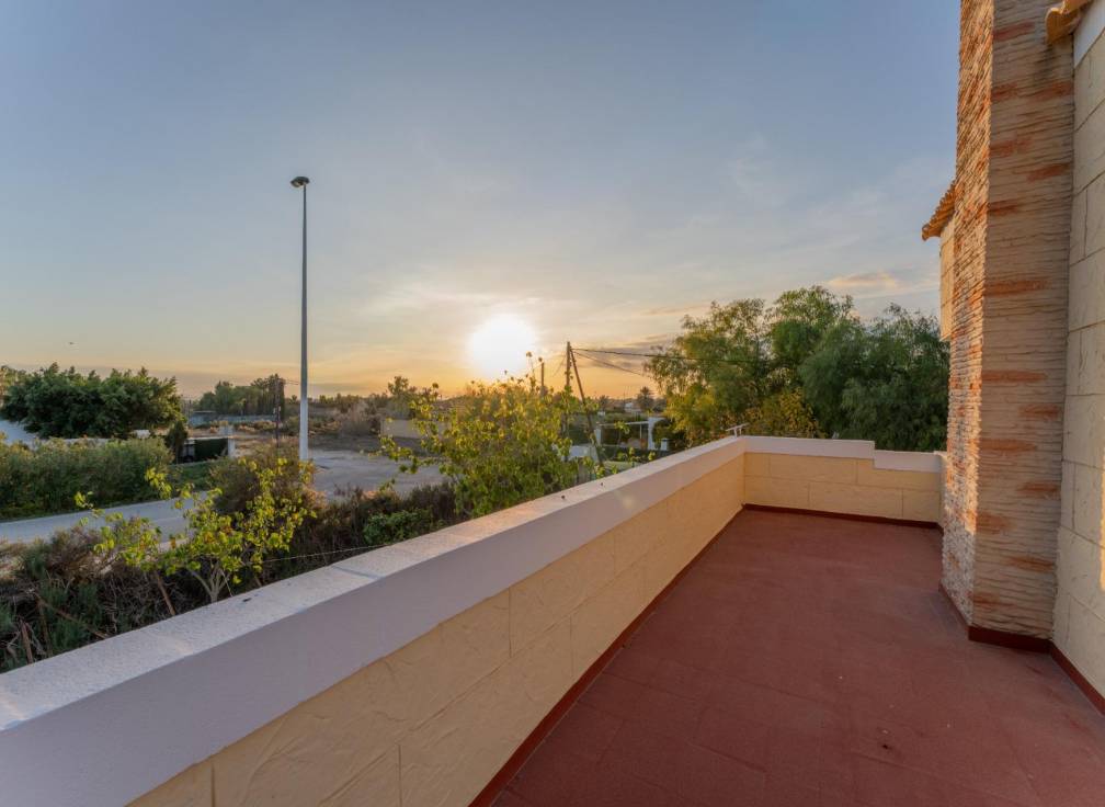 Segunda mano - Chalet - Elche Pedanías - Llano de san jose