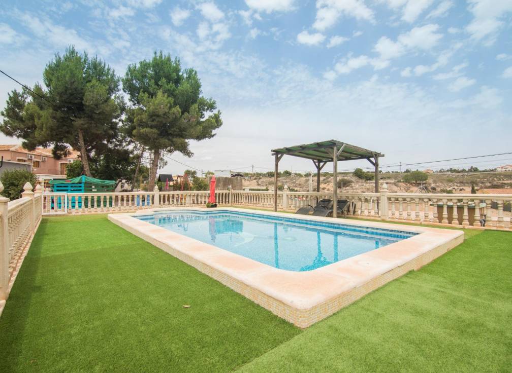 Segunda mano - Chalet - Elche Pedanías - Poligono carrus