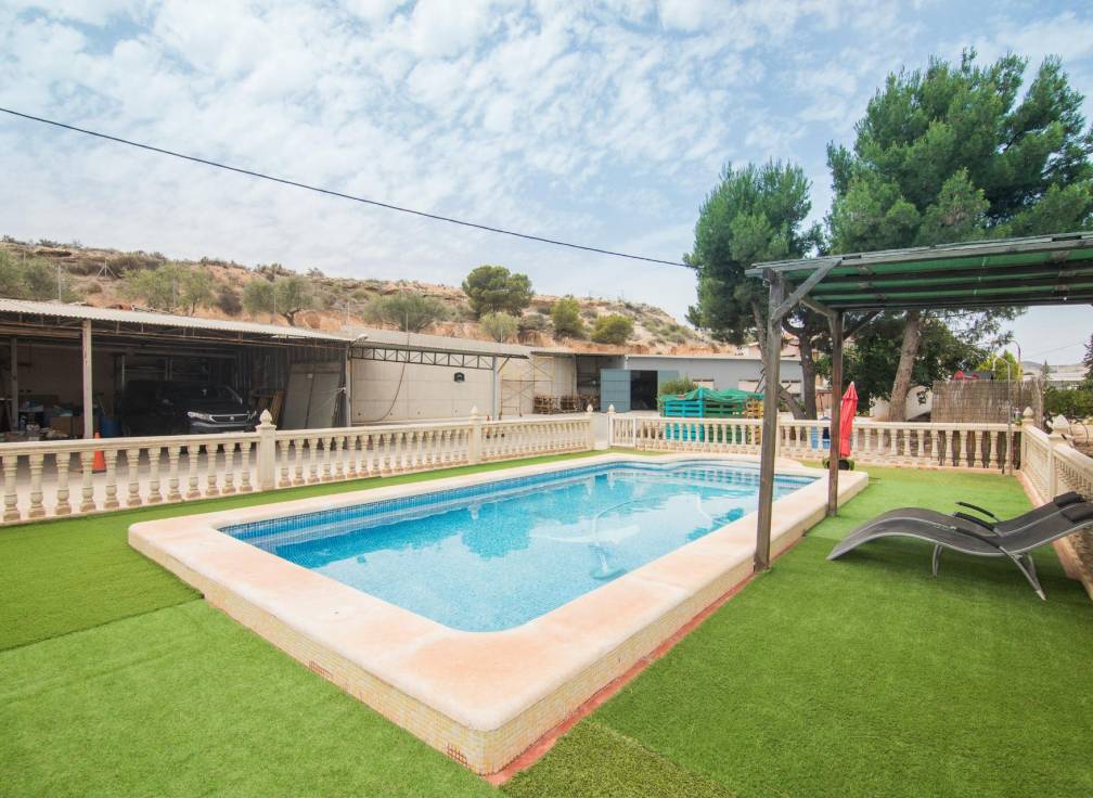 Segunda mano - Chalet - Elche Pedanías - Poligono carrus